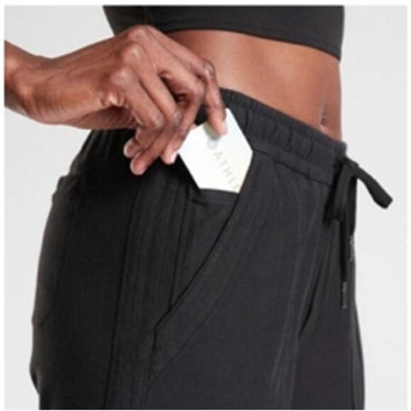 Athleta Farallon Jogger Washed Black Size: 8 - Picture 2 of 13